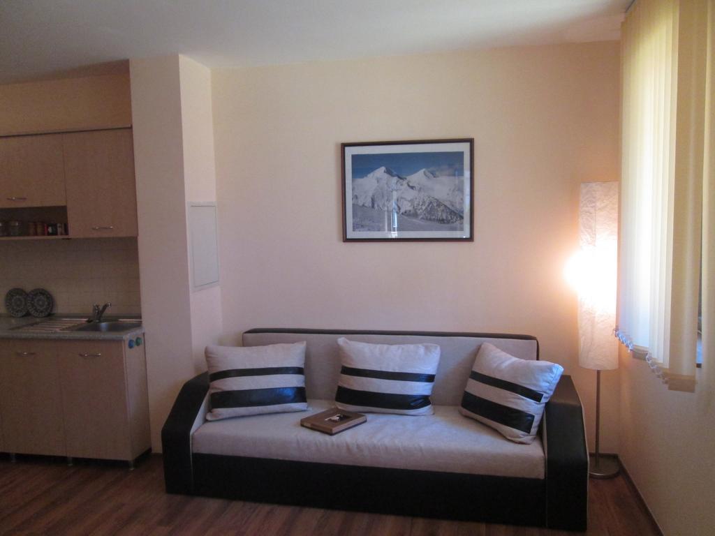 Gramadeto Complex Alexander Services Apartments バンスコ 部屋 写真